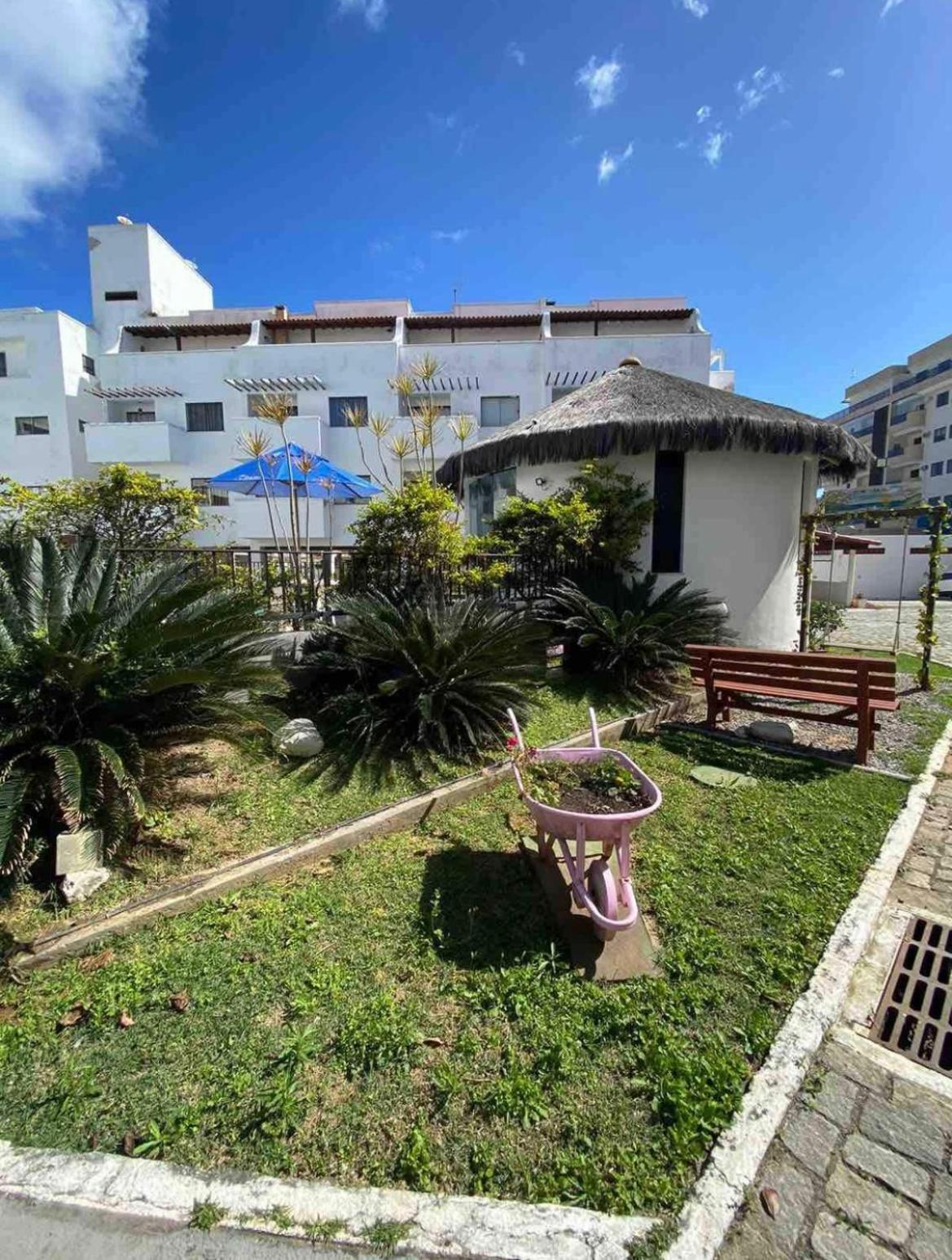 Ap Da Em Frente A Apartamento *